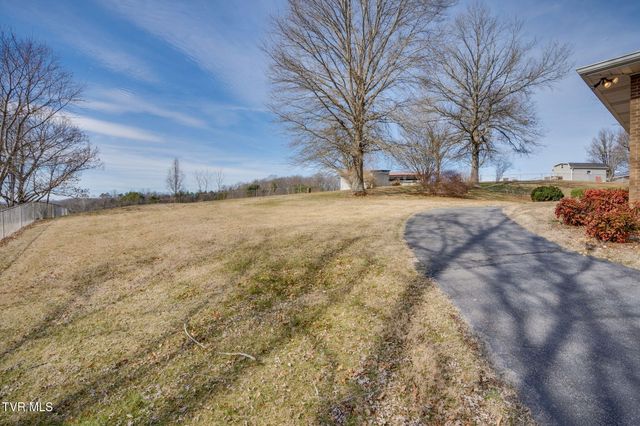 163 Cecil Gray Road, Jonesborough, TN 37659