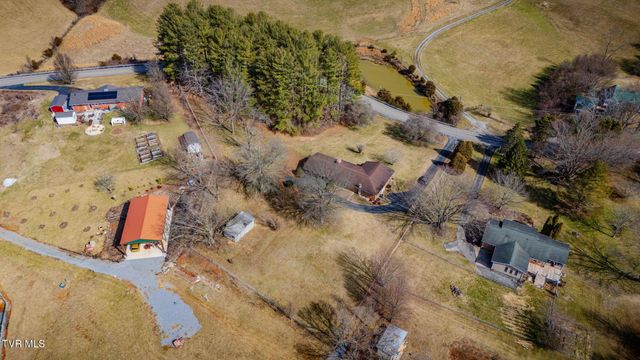 163 Cecil Gray Road, Jonesborough, TN 37659