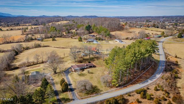 163 Cecil Gray Road, Jonesborough, TN 37659
