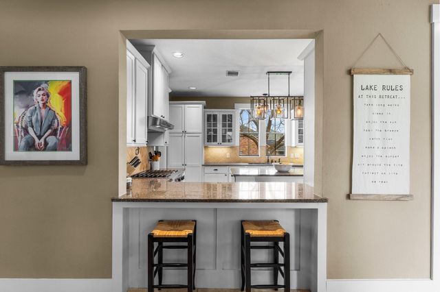 34 Eastwood Drive, Montgomery, TX 77356