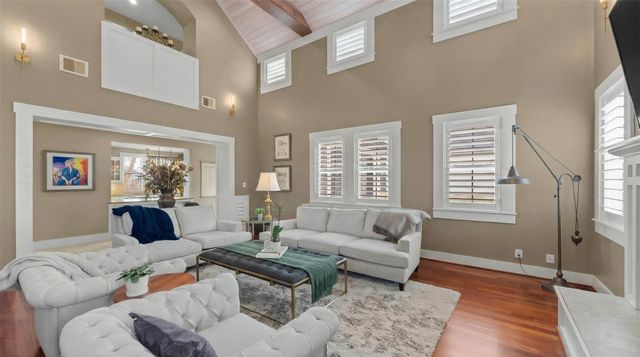 34 Eastwood Drive, Montgomery, TX 77356