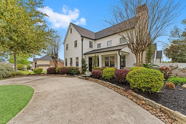 34 Eastwood Drive, Montgomery, TX 77356