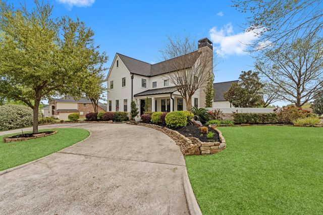 34 Eastwood Drive, Montgomery, TX 77356