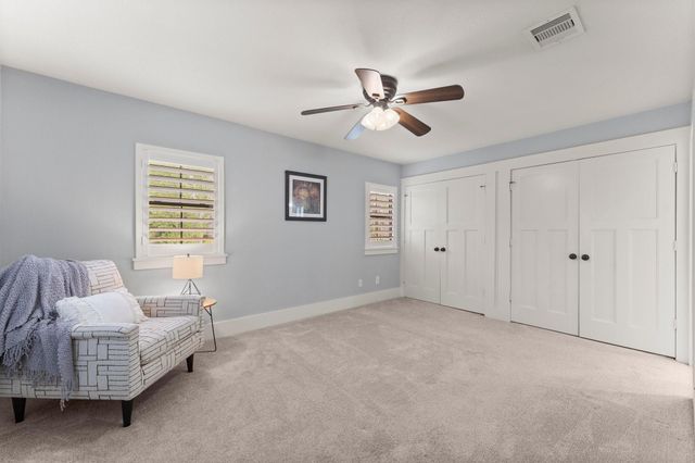 34 Eastwood Drive, Montgomery, TX 77356