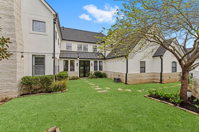 34 Eastwood Drive, Montgomery, TX 77356