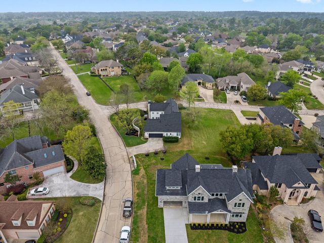 34 Eastwood Drive, Montgomery, TX 77356