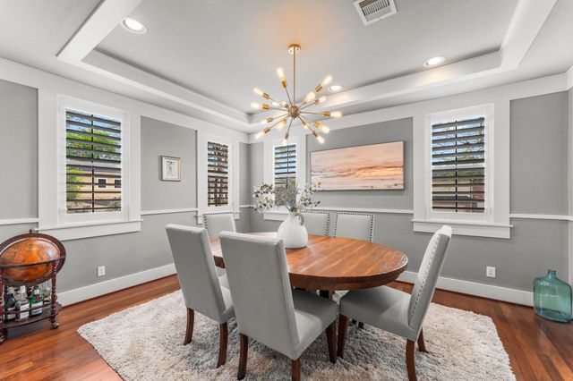 34 Eastwood Drive, Montgomery, TX 77356