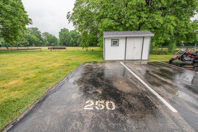 250 Morris STREET, Pewaukee, WI 53072