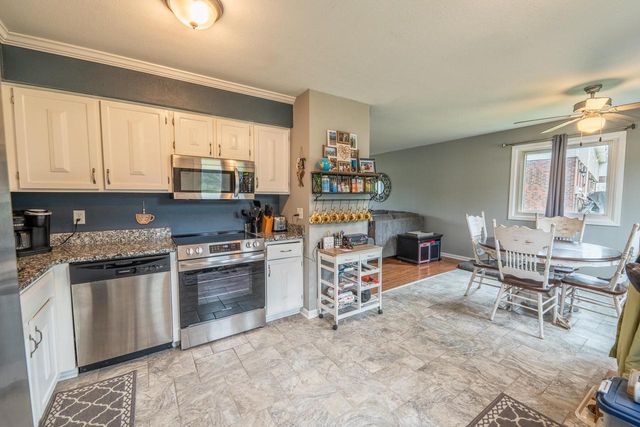 250 Morris STREET, Pewaukee, WI 53072