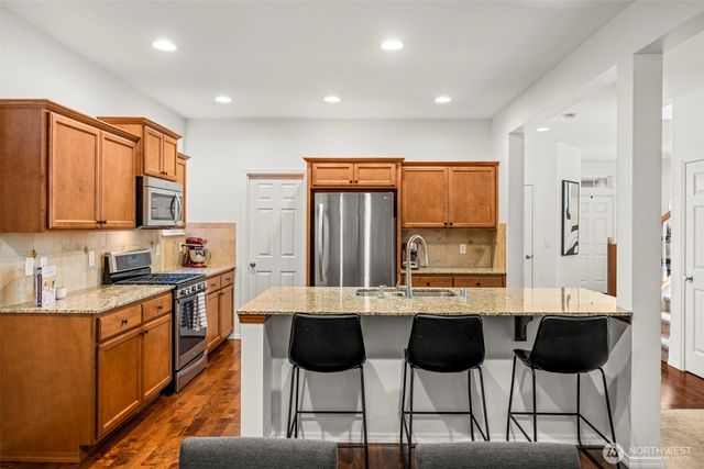 19729 129th Avenue NE, Woodinville, WA 98072