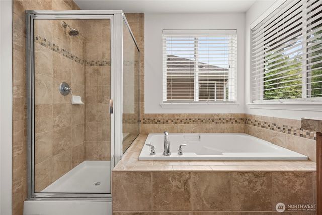 19729 129th Avenue NE, Woodinville, WA 98072