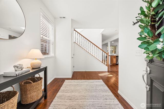 19729 129th Avenue NE, Woodinville, WA 98072