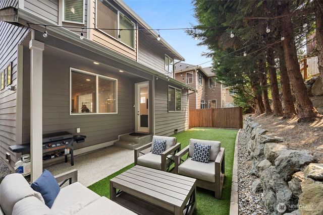 19729 129th Avenue NE, Woodinville, WA 98072