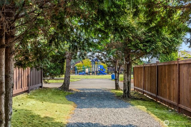 19729 129th Avenue NE, Woodinville, WA 98072