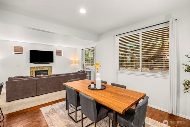 19729 129th Avenue NE, Woodinville, WA 98072
