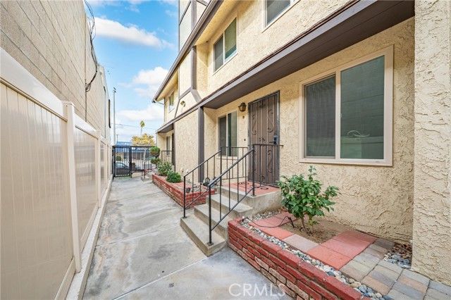 1120 E Las Tunas 2, San Gabriel, CA 91776