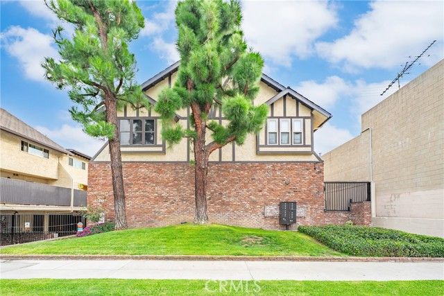 1120 E Las Tunas 2, San Gabriel, CA 91776