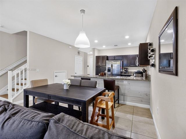5918 NW 56th Place, Tamarac, FL 33319