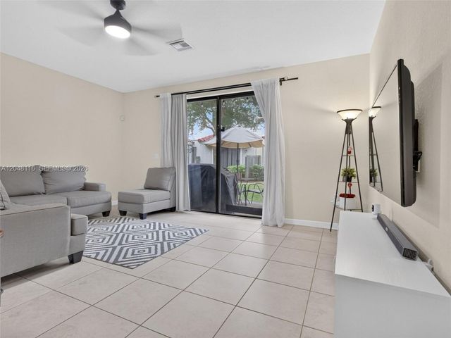 5918 NW 56th Place, Tamarac, FL 33319