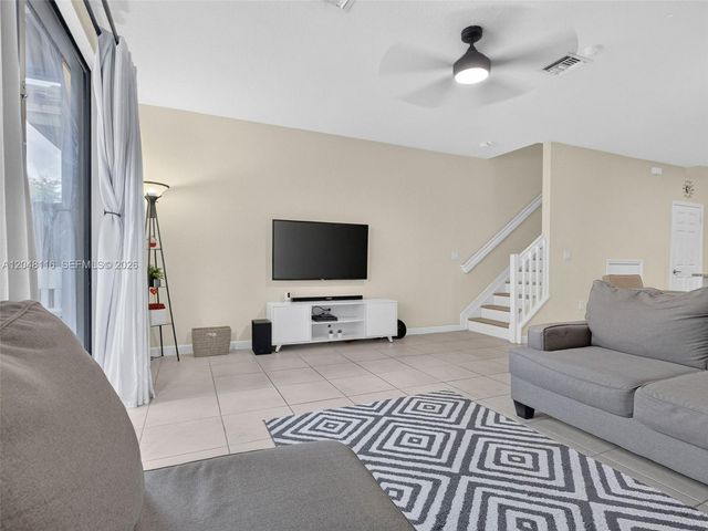 5918 NW 56th Place, Tamarac, FL 33319