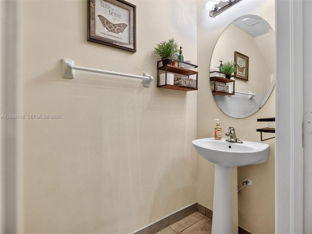 5918 NW 56th Place, Tamarac, FL 33319