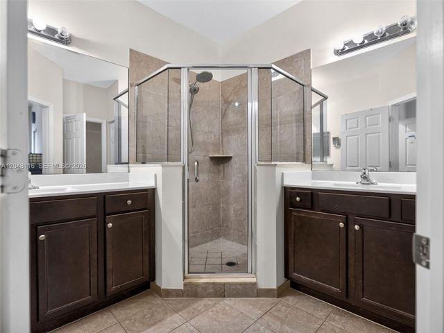 5918 NW 56th Place, Tamarac, FL 33319