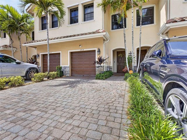 5918 NW 56th Place, Tamarac, FL 33319