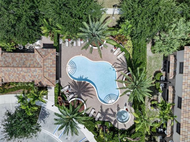 5918 NW 56th Place, Tamarac, FL 33319
