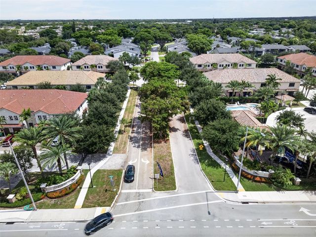 5918 NW 56th Place, Tamarac, FL 33319