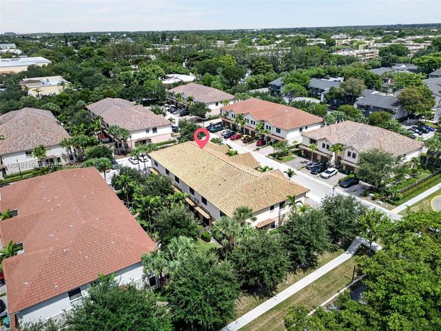 5918 NW 56th Place, Tamarac, FL 33319
