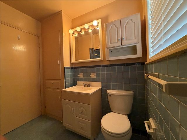 3902 Herndon St, Corpus Christi, TX 78411