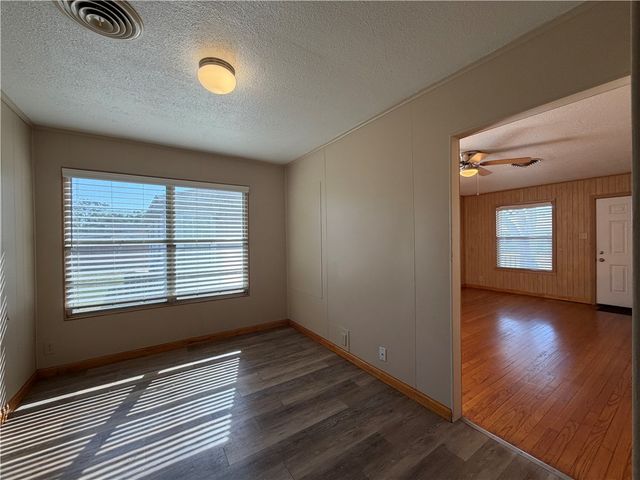 3902 Herndon St, Corpus Christi, TX 78411