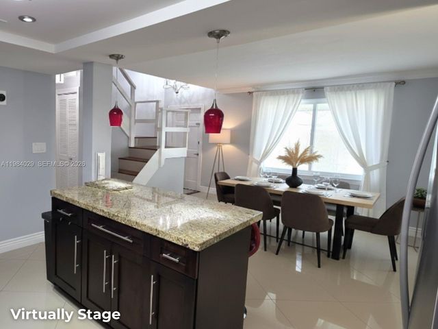 3282 N Pine Island Rd 301, Sunrise, FL 33351