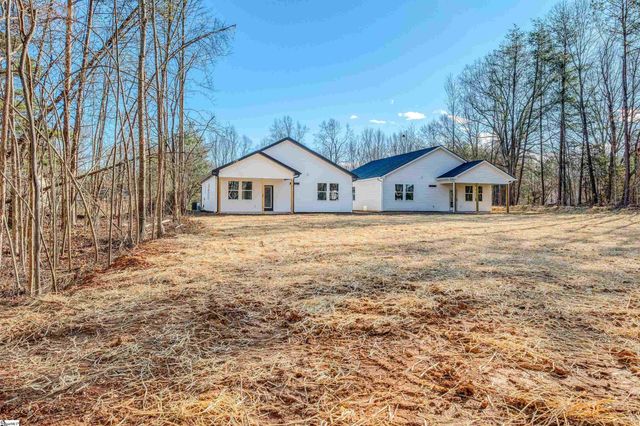 10 Pine Drive, Taylors, SC 29687