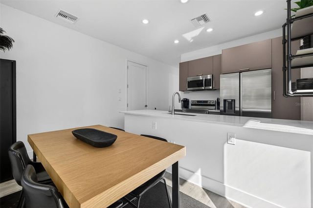 8706 PALM RANCHES PLACE, Tampa, FL 33614