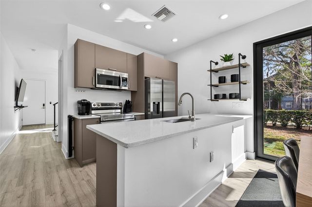 8706 PALM RANCHES PLACE, Tampa, FL 33614