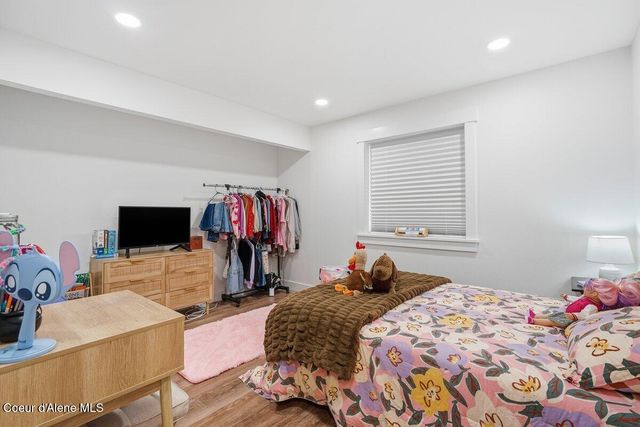 1627 W Cardinal Ave, Hayden, ID 83835