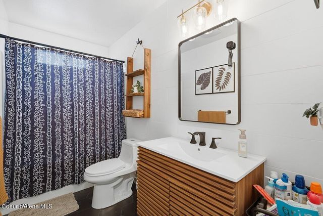 1627 W Cardinal Ave, Hayden, ID 83835