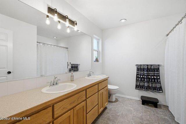 1627 W Cardinal Ave, Hayden, ID 83835