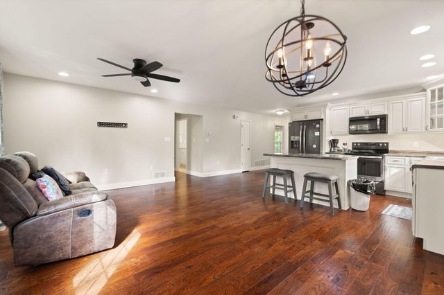 144 Shannon Square, Corbin, KY 40701
