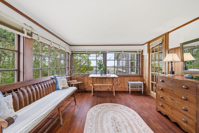 35 Grayton Ave, Barnstable, MA 02647
