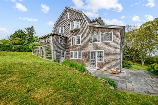 35 Grayton Ave, Barnstable, MA 02647