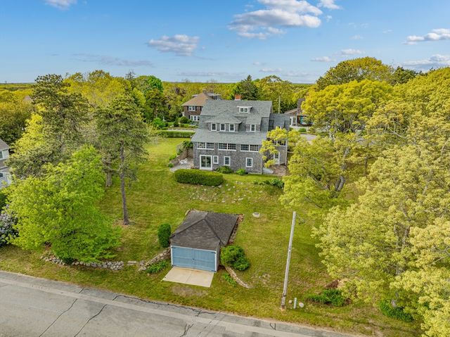 35 Grayton Ave, Barnstable, MA 02647