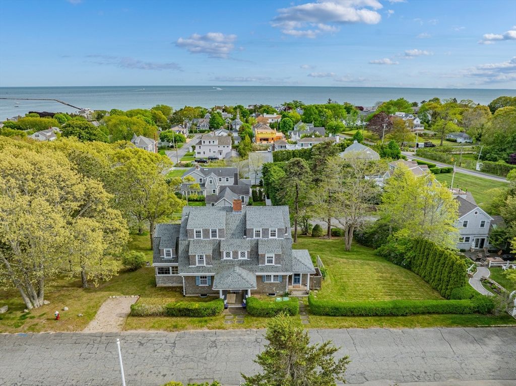 35 Grayton Ave, Barnstable, MA 02647