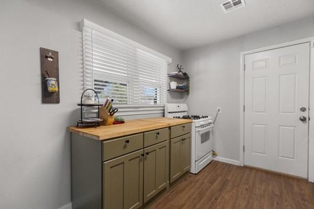 2000 Sheffield Road, Oklahoma City, OK 73120