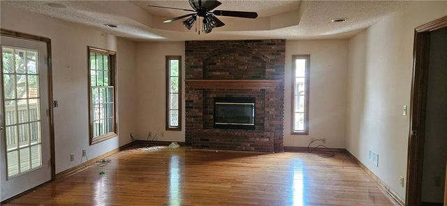 817 Elmwood Lane, Pittsburg, KS 66762