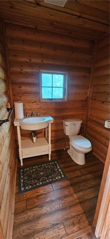 817 Elmwood Lane, Pittsburg, KS 66762