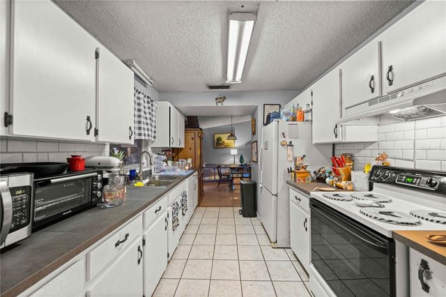 3301 NE 23RD AVENUE, Ocala, FL 34479