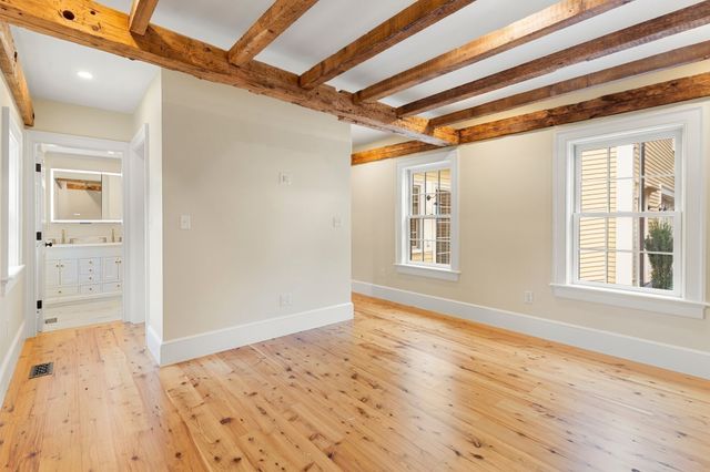 678 Massachusetts Ave 1, Lexington, MA 02421