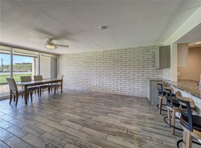 1421 S 11th St 118, Port Aransas, TX 78373